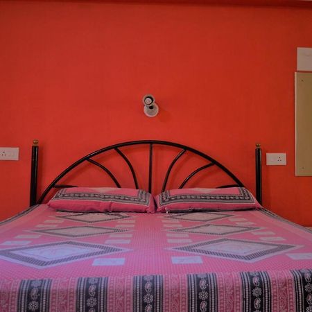 Monte Villa Guest House แคนโดลิม ภายนอก รูปภาพ