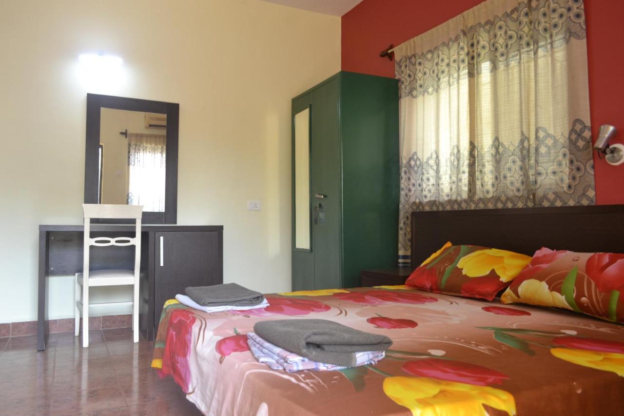 Monte Villa Guest House แคนโดลิม ภายนอก รูปภาพ
