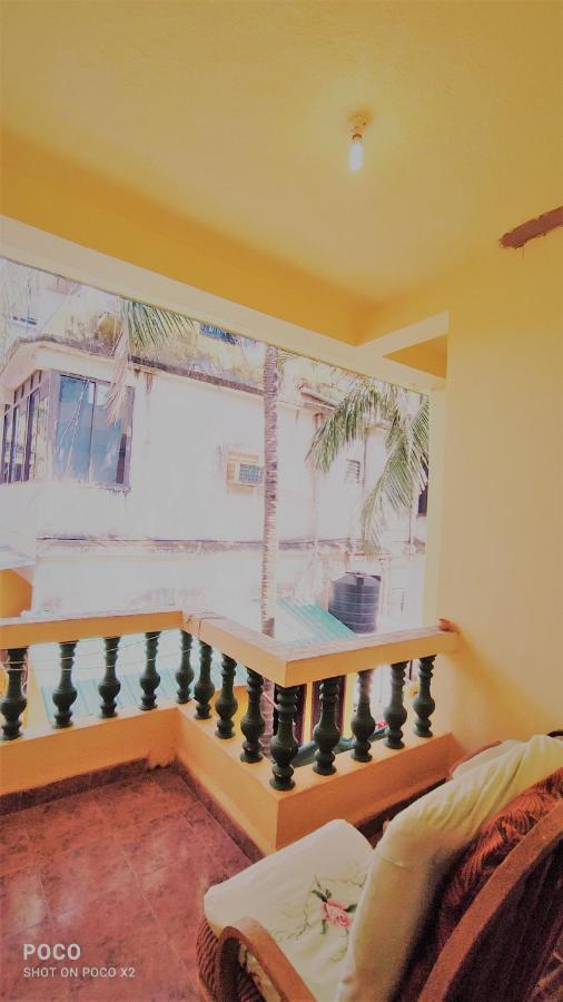 Monte Villa Guest House แคนโดลิม ภายนอก รูปภาพ