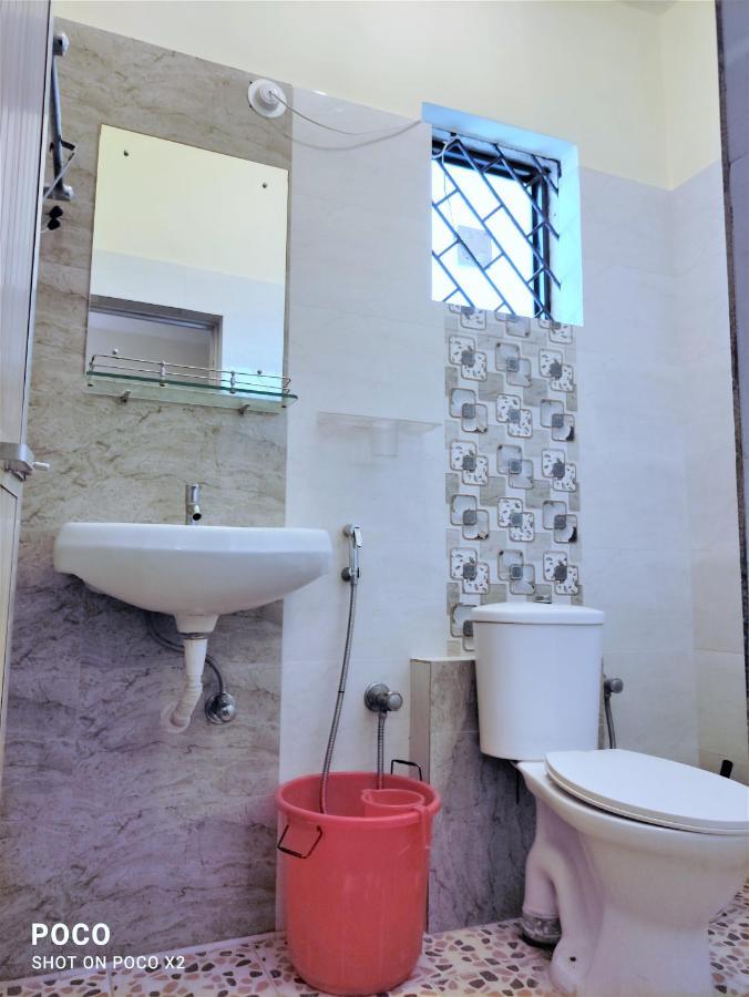 Monte Villa Guest House แคนโดลิม ภายนอก รูปภาพ